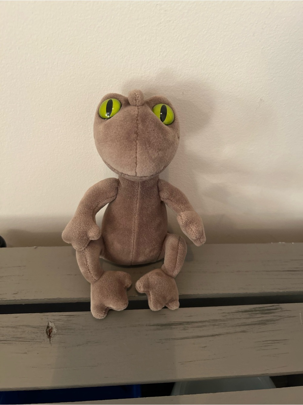 Retired Nat Newt 10” Jellycat EUC